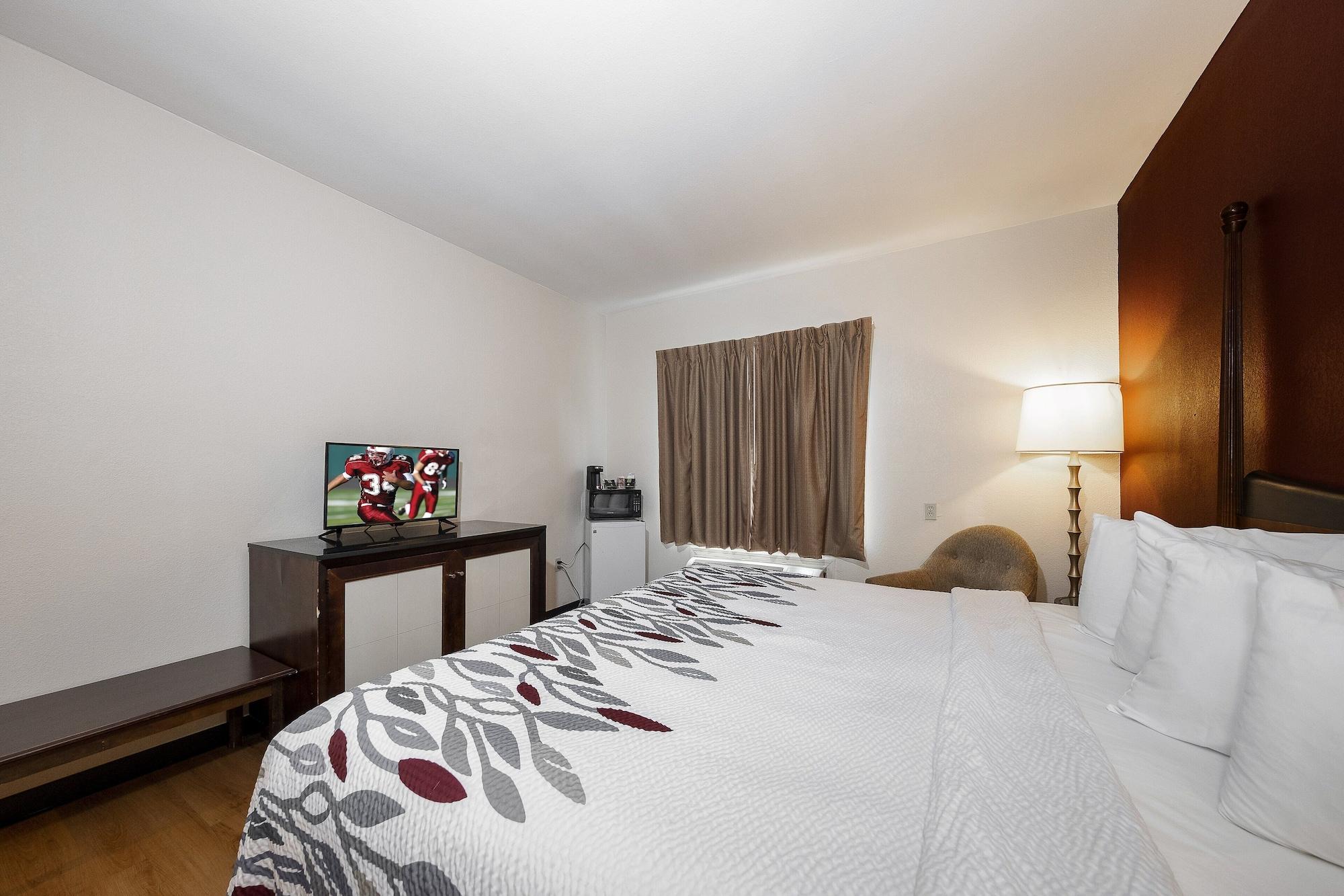 Red Roof Inn & Suites Biloxi - Ocean Springs Exterior foto
