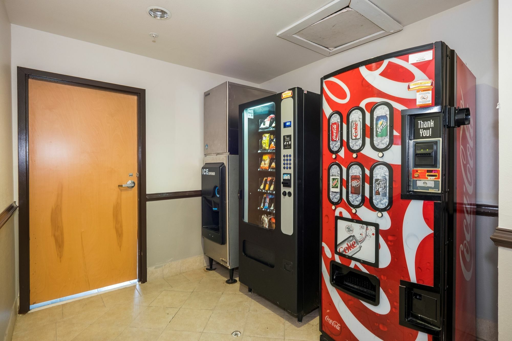 Red Roof Inn & Suites Biloxi - Ocean Springs Exterior foto